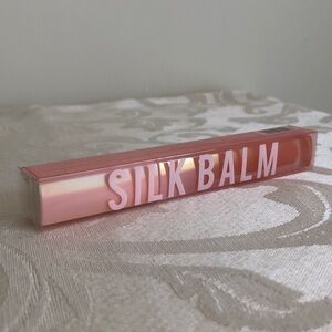 NIB Huda Beauty Silk Balm Hydra-Plumping Lip Balm in Blush Full Size